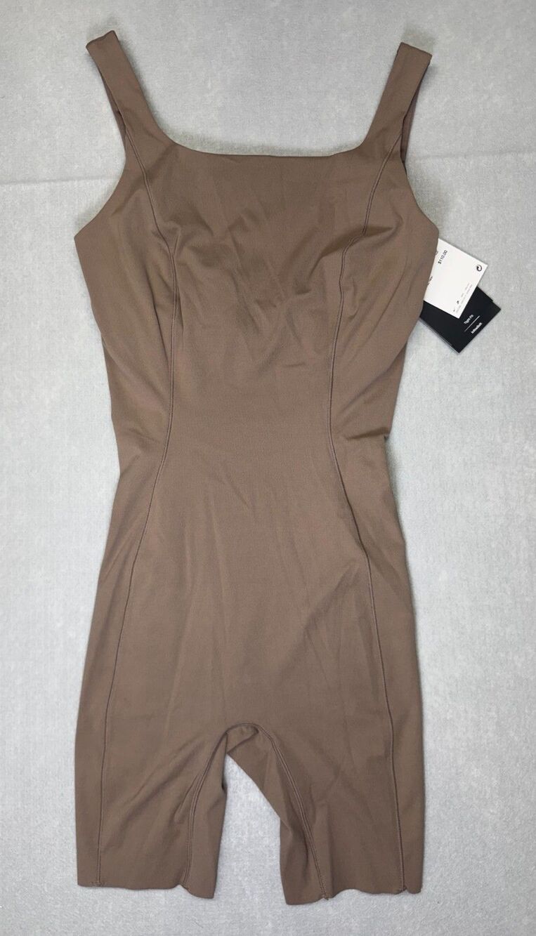 NIKE Zenvy Dri-FIT Short Bodysuit Women's XS Taupe Brown FN3031 233 ($110)